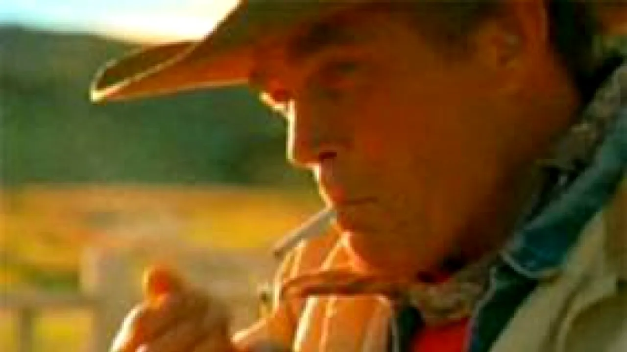 Eric Lawson, imaginea Marlboro în anii '70, a murit din cauza fumatului