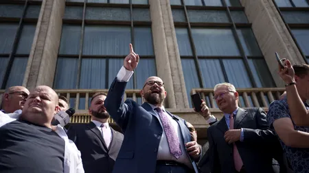 PIEDONE: Eu la Primăria Capitalei mă duc ca la mine acasă / Primarul Sectorului 5 nu mai vrea „DECORURI” care nu muncesc