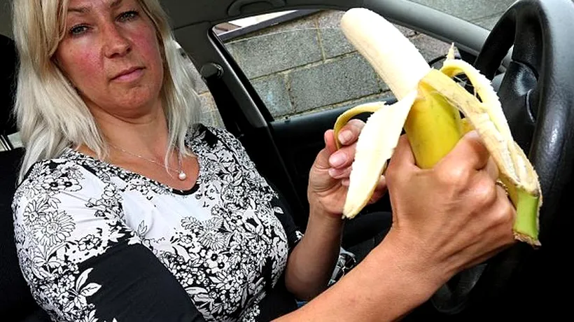 O banană de 100 de lire sterline. Care este explicația pentru această sumă uriașă
