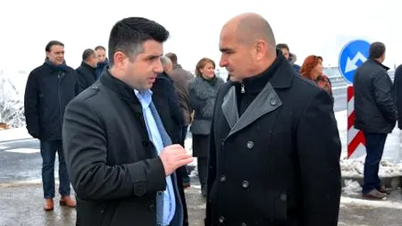„Omul lui Bolojan”, în topul listei Oanei Gheorghiu cu mogulii de la stat, dar cu apartenență politică „neprecizată”. Adrian Foghiș a cunoscut o ascensiune fulgerătoare și are venituri de 59.000 lei lunar, fiind implicat în scandalul „sporului de femeie”