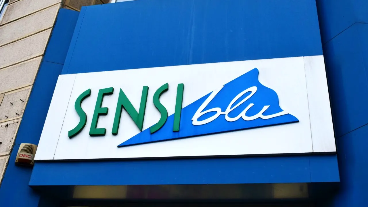 Ce salarii au farmacistele de la Sensiblu. Cât câștigă, de fapt