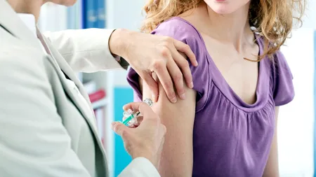 Situația stocurilor de vaccinuri, la nivel național. DSP a început să primească dozele de vaccin pneumococic, urmează hepatitic B și cel hexavalent
