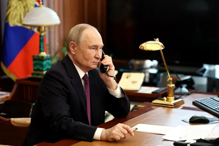 Putin își pregătește terenul, înainte de întâlnirea istorică cu Donald Trump. Președintele rus cere 