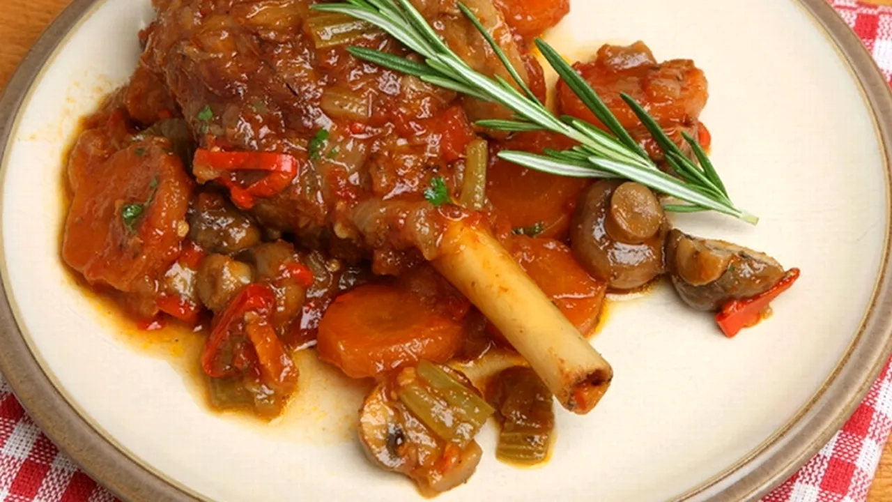 FRIPTURĂ DE MIEL. O rețetă de Paște tradițională, ca la mama acasă, și una de la chef Florin Dumitrescu