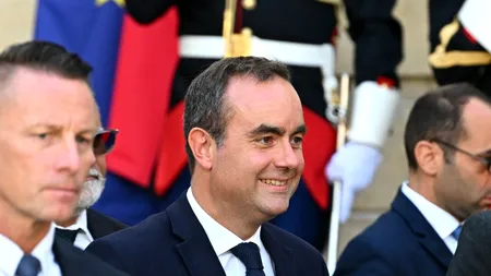 FRANȚA se confruntă cu un moment crucial/ Premierul elaborează noile strategii pentru a soluționa criza politică