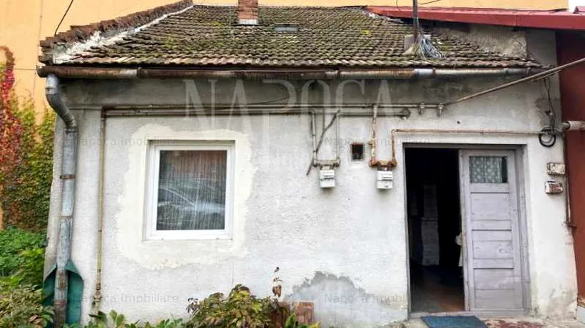FOTO | Cum arată un „apartament situat la casă” scos la vânzare în Cluj-Napoca. Prețul cerut de proprietar