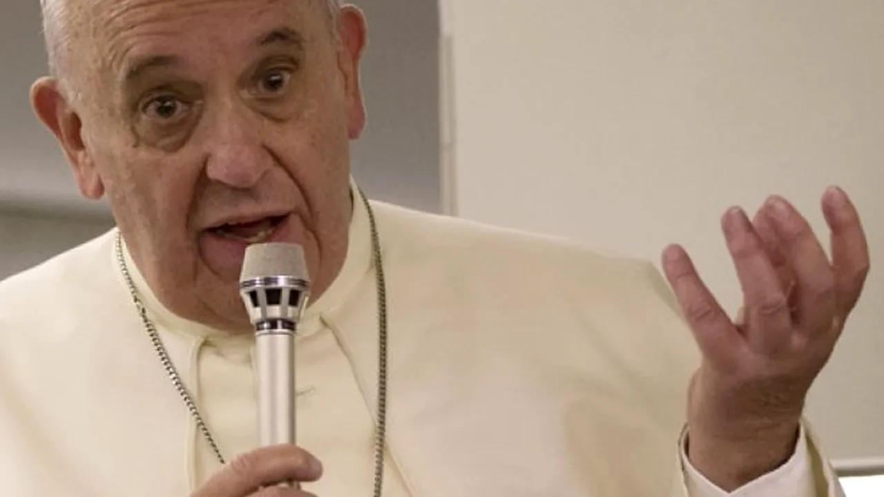 Papa Francisc: 