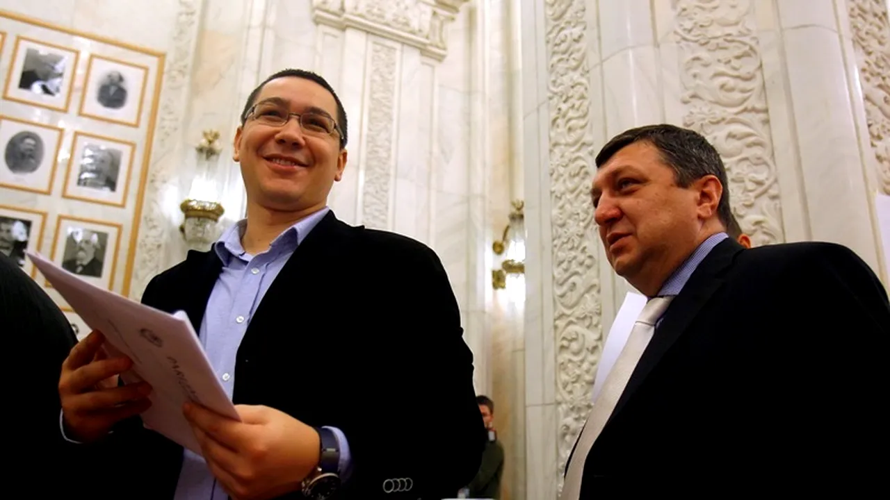 Cu câte voturi îl conduce Dumitrel (PDL) pe Atanasiu (USL) în lupta pentru șefia CJ Alba, după ALEGERILE LOCALE 2012