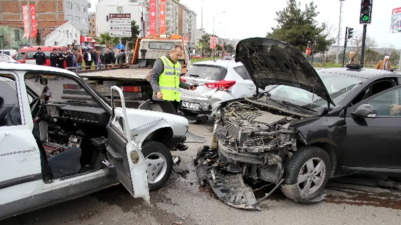 Trei jucători din naționala Greciei, răniți ușor într-un accident rutier la Budapesta