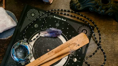 Horoscop zilnic, 24 noiembrie 2023. Zodia care nu trebuie să grăbească lucrurile, ci să le lase să decurgă natural