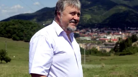 Senator USR, autosuspendare din partid după ce a lovit un bărbat cu telefonul în cap. „Am avut o reacție nervoasă pe care o regret”