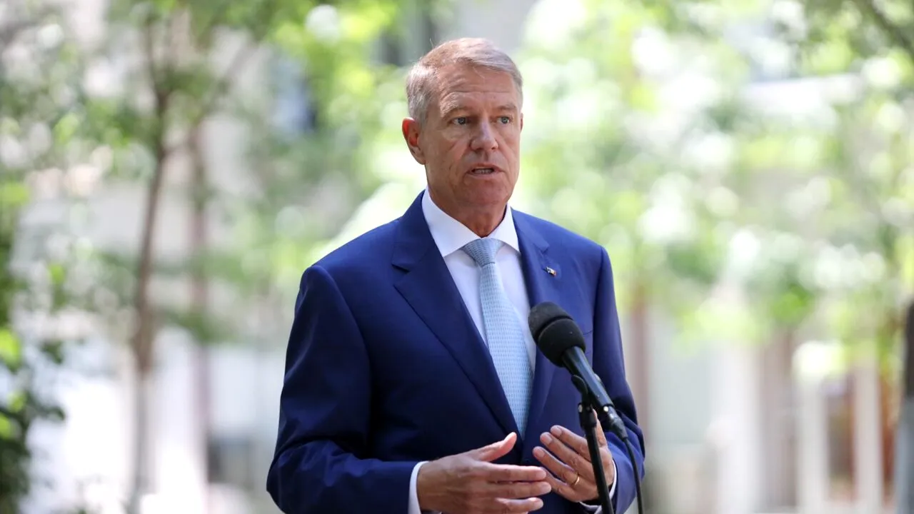 Iohannis, despre prețul la carburanți: ”Guvernul face atât cât poate în condițiile date”