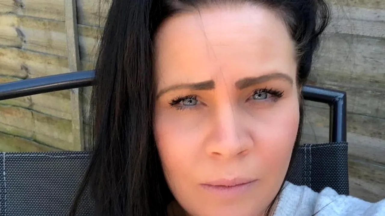 Intoxicația cu vaporii de clor, un adevărat pericol! O femeie a murit în timp ce făcea curățenie în baie