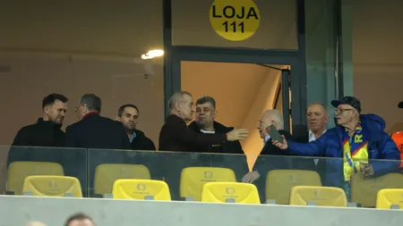 Marcel Ciolacu și Gigi Becali, în loja de gală a Arenei Naționale, la meciul FCSB - Manchester United