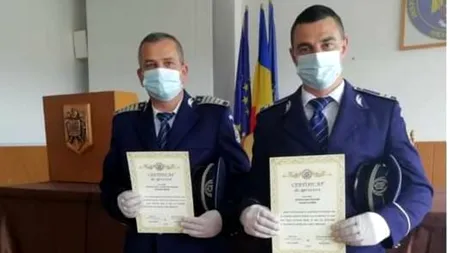 Misiune ca-n filme, cu focuri de armă, în Mehedinți: Polițiștii Gică și Ionuț i-au redat agoniseala de-o viață bunicuței Gheorghița! Cum au reușit agenții să îi prindă pe hoți - FOTO