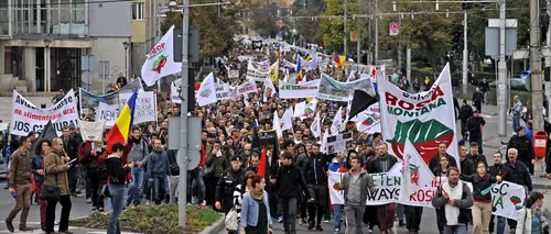 Aproape o mie de persoane protestează la Cluj față de proiectul de la Roșia Montană