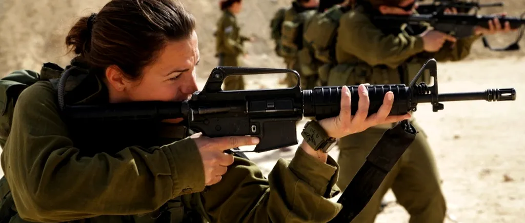 Tinere din armata israeliană, pedepsite pentru fotografiile postate pe Facebook