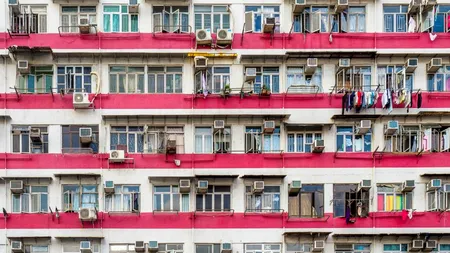 EUROSTAT. Gospodăriile din România sunt cele mai aglomerate din UE