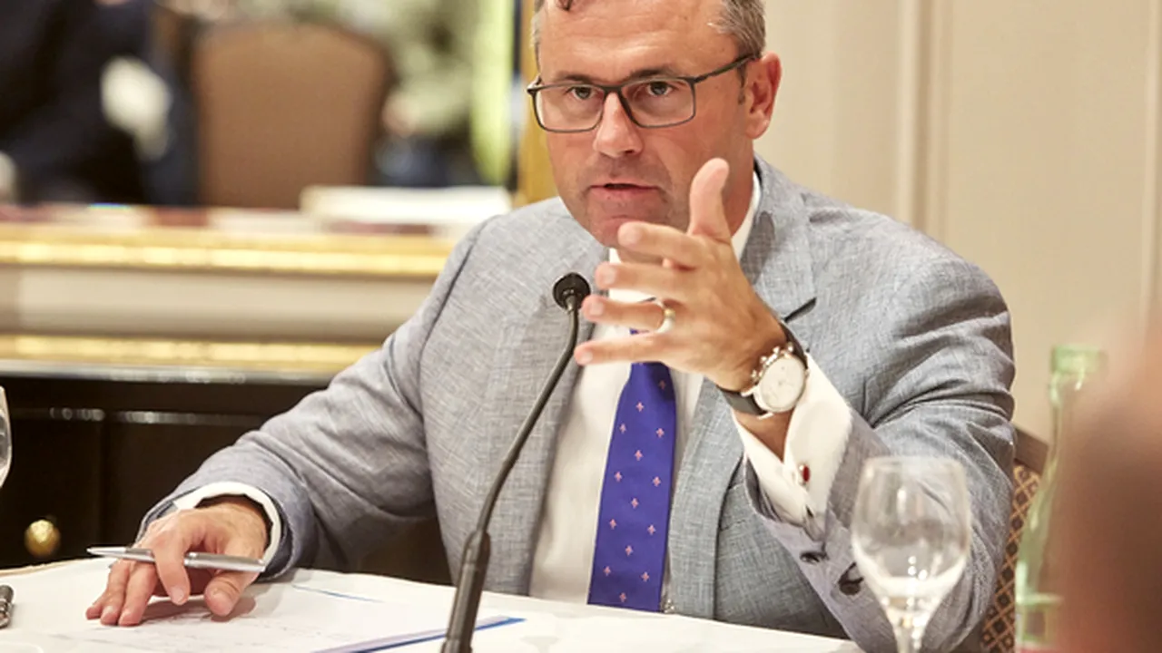 Alegeri strânse pentru președinția Austriei. Candidatul de extremă dreapta, aproape de victorie