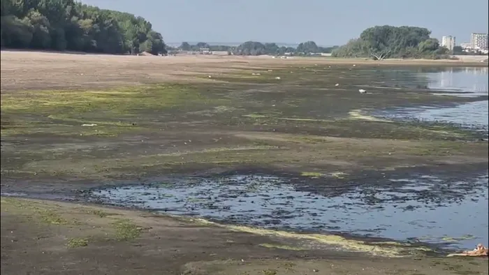 La Calafat poți trece la picior Dunărea până la Vidin
