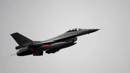 e-Bay, varianta militară. Mai mult state europene vor scoate la vânzare arme și tehnică militară pe un site