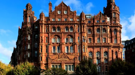 Drama din copilărie l-a ambiționat pe un bărbat. Cum a cumpărat HOTELUL din care a fost dat afară: „Am jurat că îl voi cumpăra într-o zi”