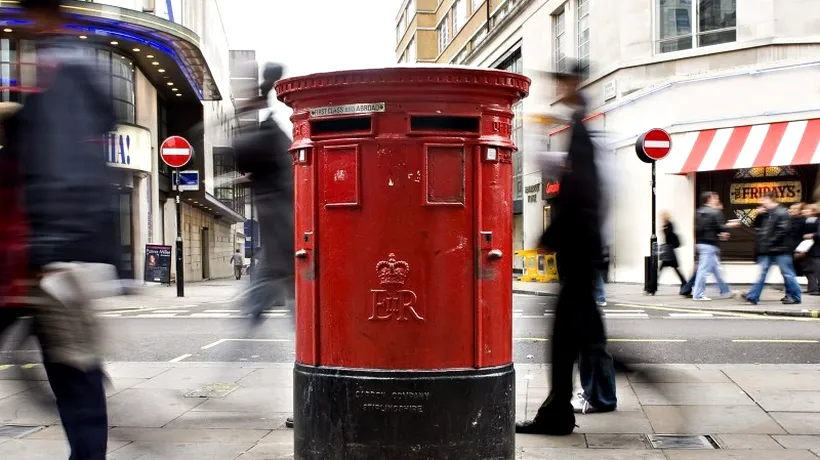 Guvernul britanic va privatiza în octombrie compania națională de poștă. La cât este evaluat unul dintre cei mai mari angajatori din Marea Britanie